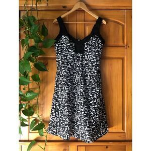 Another Thyme White And Black Dress Size 10